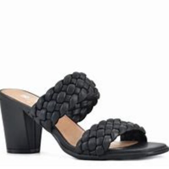 WHITE MOUNTAIN BY FAR SANDAL IN BLACK- NWT - Picture 1 of 8